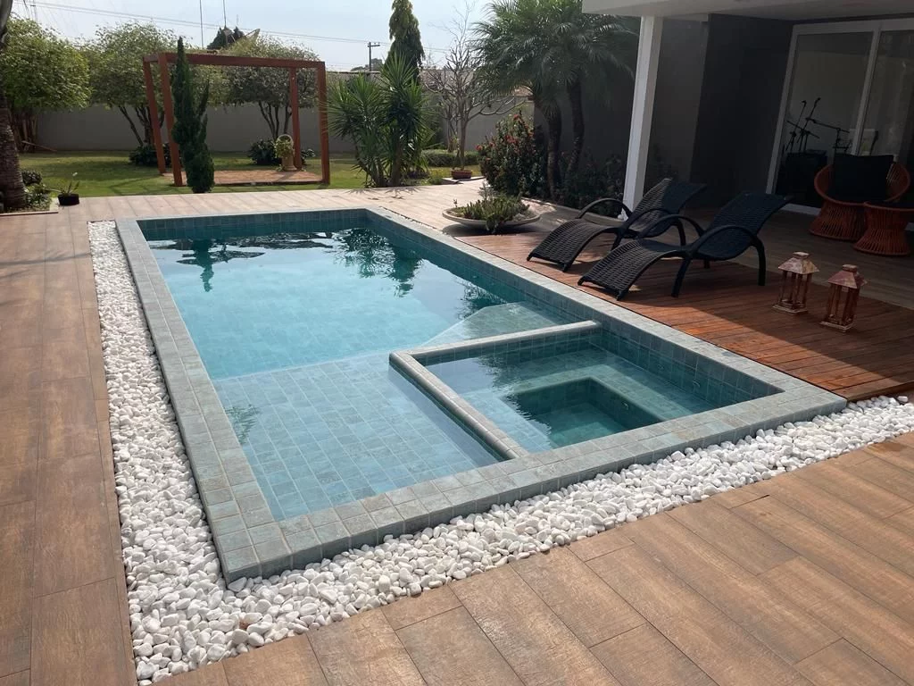 ceramic tiled fiberglass pools